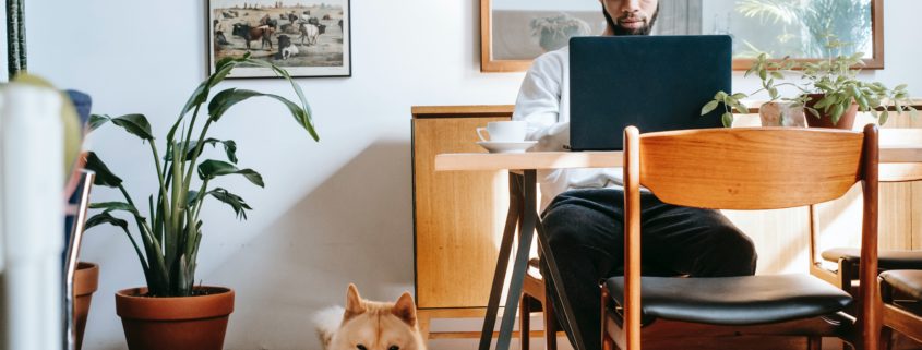 a man learning how to stop his stutter using his computer